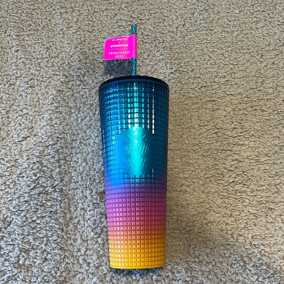 Starbucks Tim Singleton x Starbucks 2023 Pride Cup - Picture 2 of 4